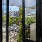Apartamento L'oasis Du Bonheur Pied-a-terre Avec Jardin