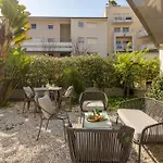 L'oasis Du Bonheur Pied-a-terre Avec Jardin Cannes