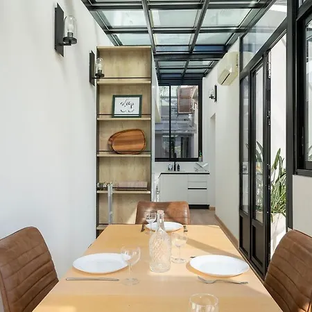 L'oasis Du Bonheur Pied-a-terre Avec Jardin * Cannes