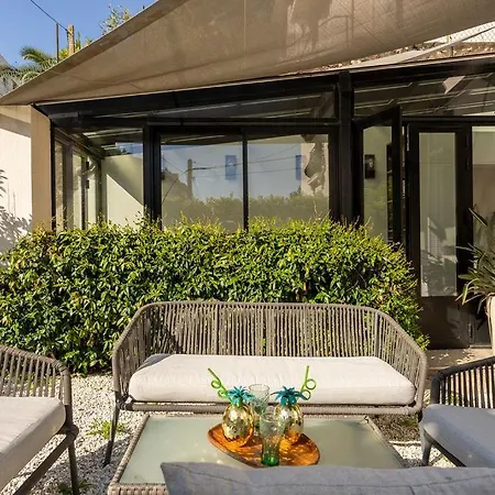 L'oasis Du Bonheur Pied-a-terre Avec Jardin * كان